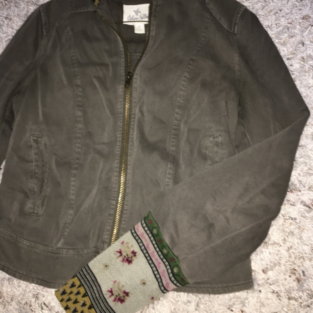 Others Follow Jacket - Picture 4 of 4